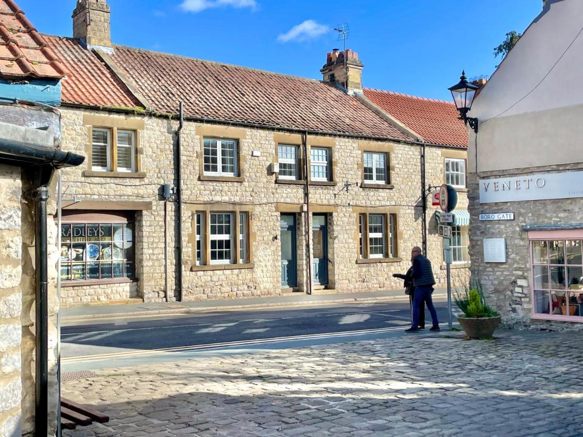 The Old Post Office - Central Helmsley With Parking Exterior foto